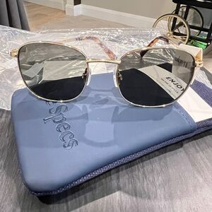 NWT LeSpecs Neptune Bright Gold Sunglasses